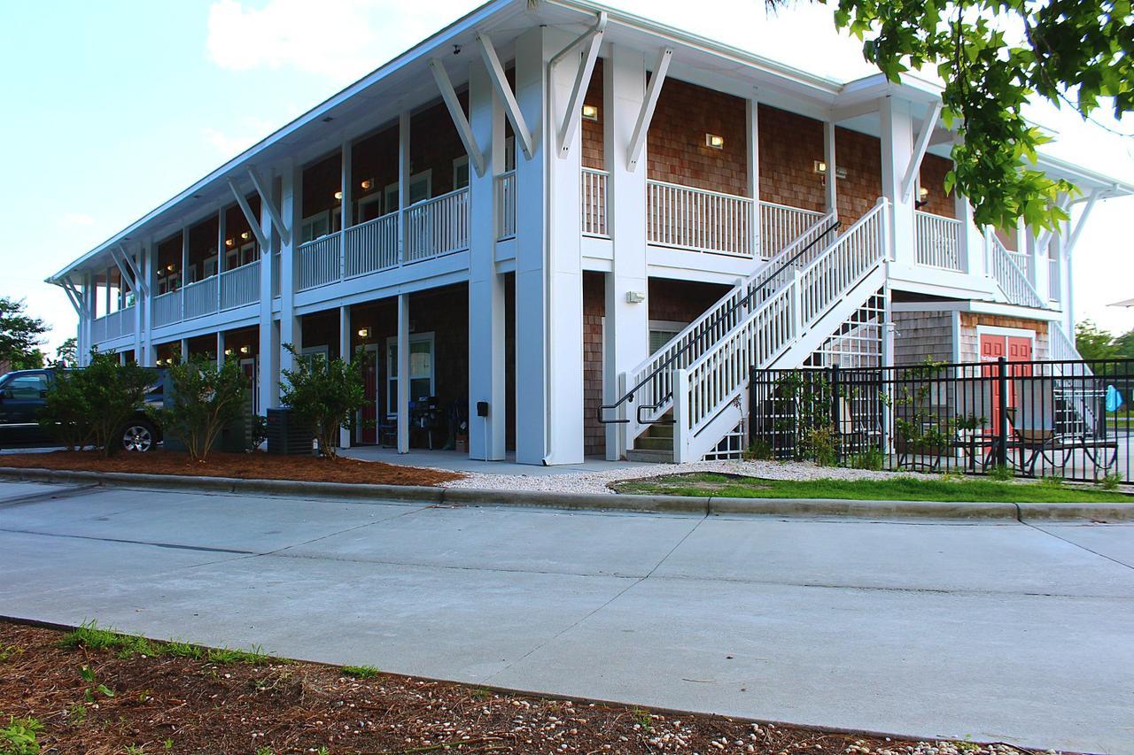 Topsail Shores Inn Sneads Ferry Exterior foto