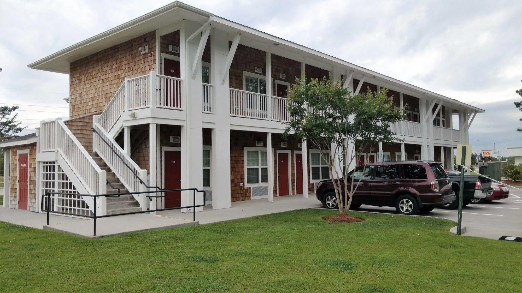 Topsail Shores Inn Sneads Ferry Exterior foto