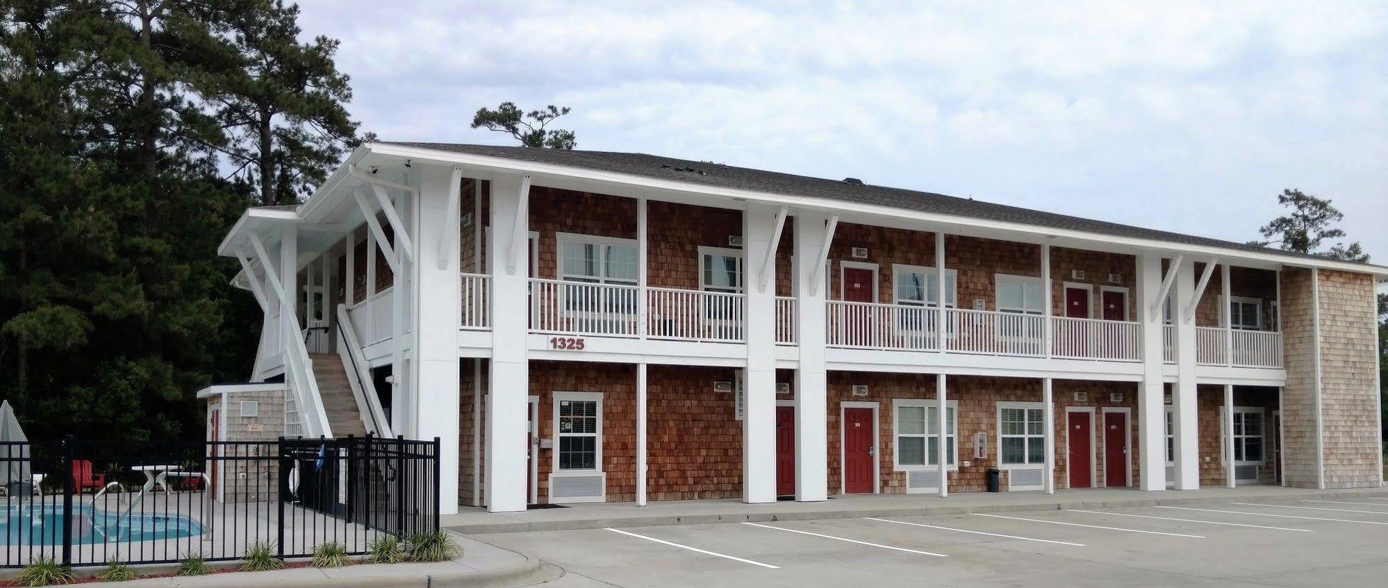 Topsail Shores Inn Sneads Ferry Exterior foto