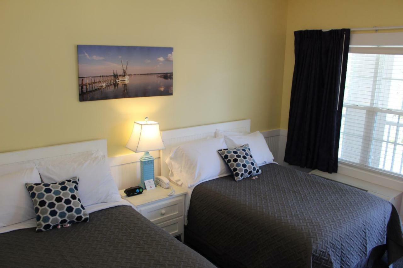 Topsail Shores Inn Sneads Ferry Exterior foto